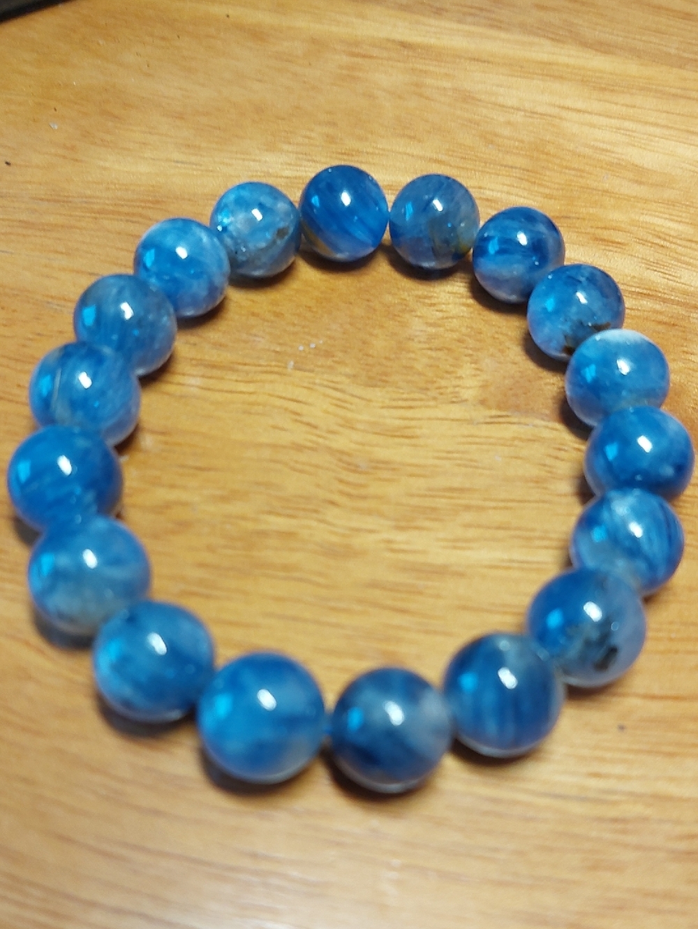 Kyanite 10mm Bead Stretch Bracelet (Video)